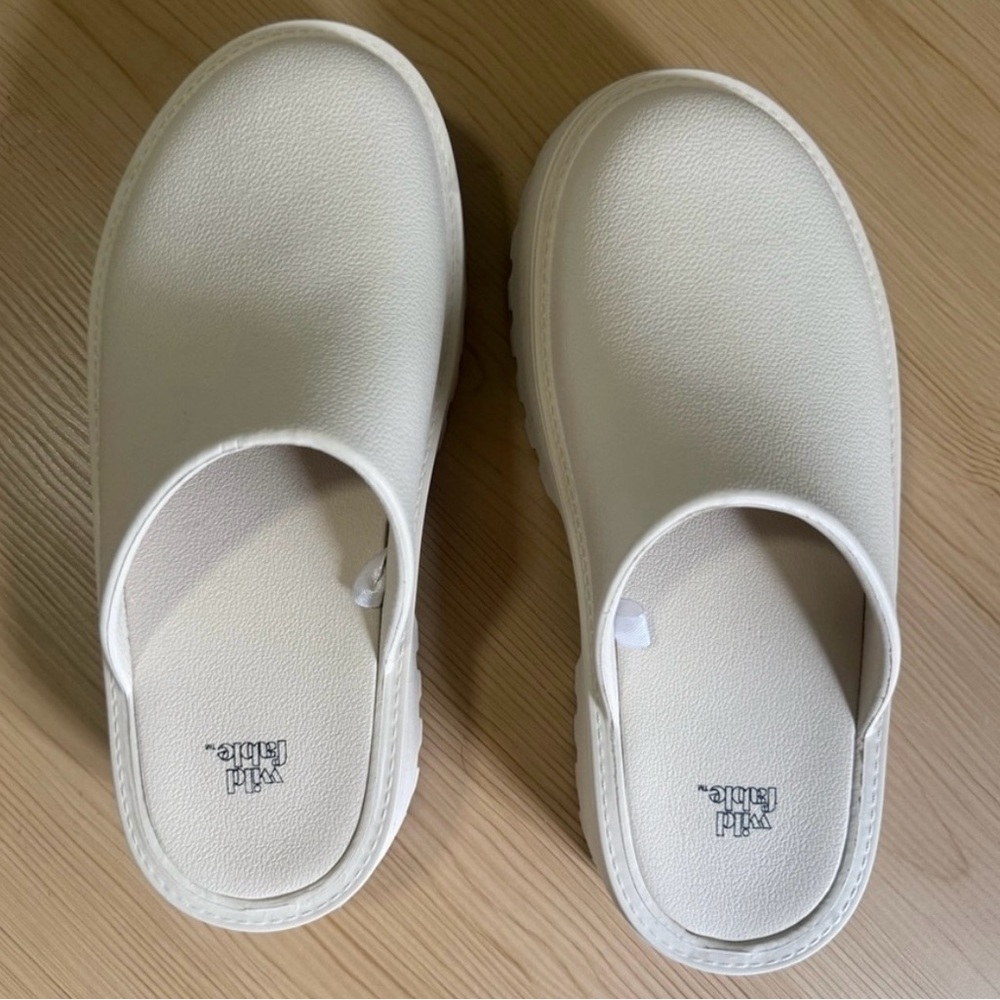 Platform Clogs - image 6